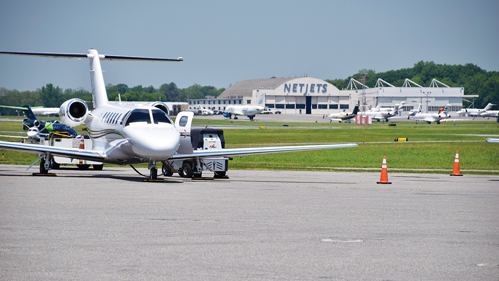 netjets hangar at HPN